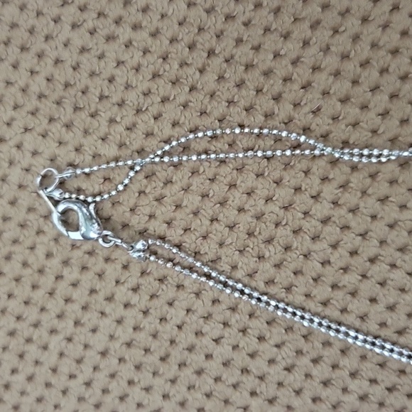 Elegant Silver Necklace and Bracelet Bundle - Picture 5 of 5